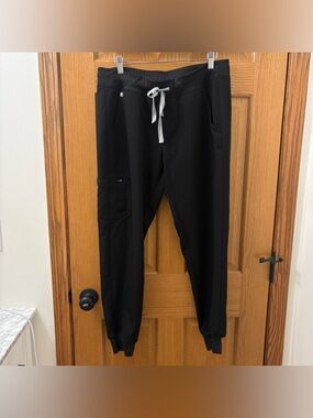 Figs Technical Collection Zamora Jogger Scrub Pants in Black